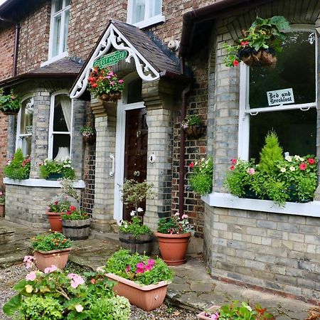 Greenside Guesthouse ヨーク エクステリア 写真